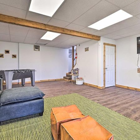 Pocono Retreat, 1 Mi To State Park And Ski Access! Tannersville Esterno foto