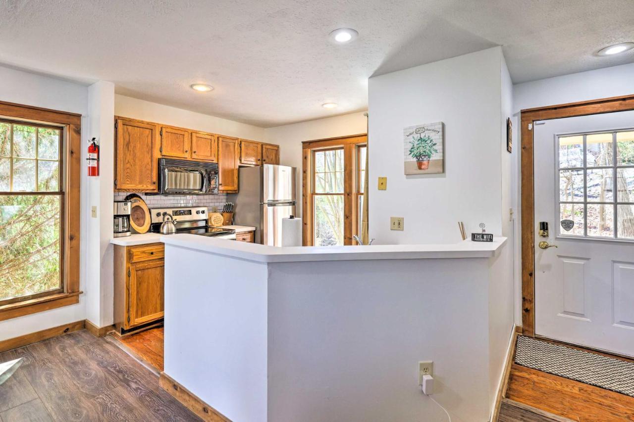 Pocono Retreat, 1 Mi To State Park And Ski Access! Tannersville Esterno foto
