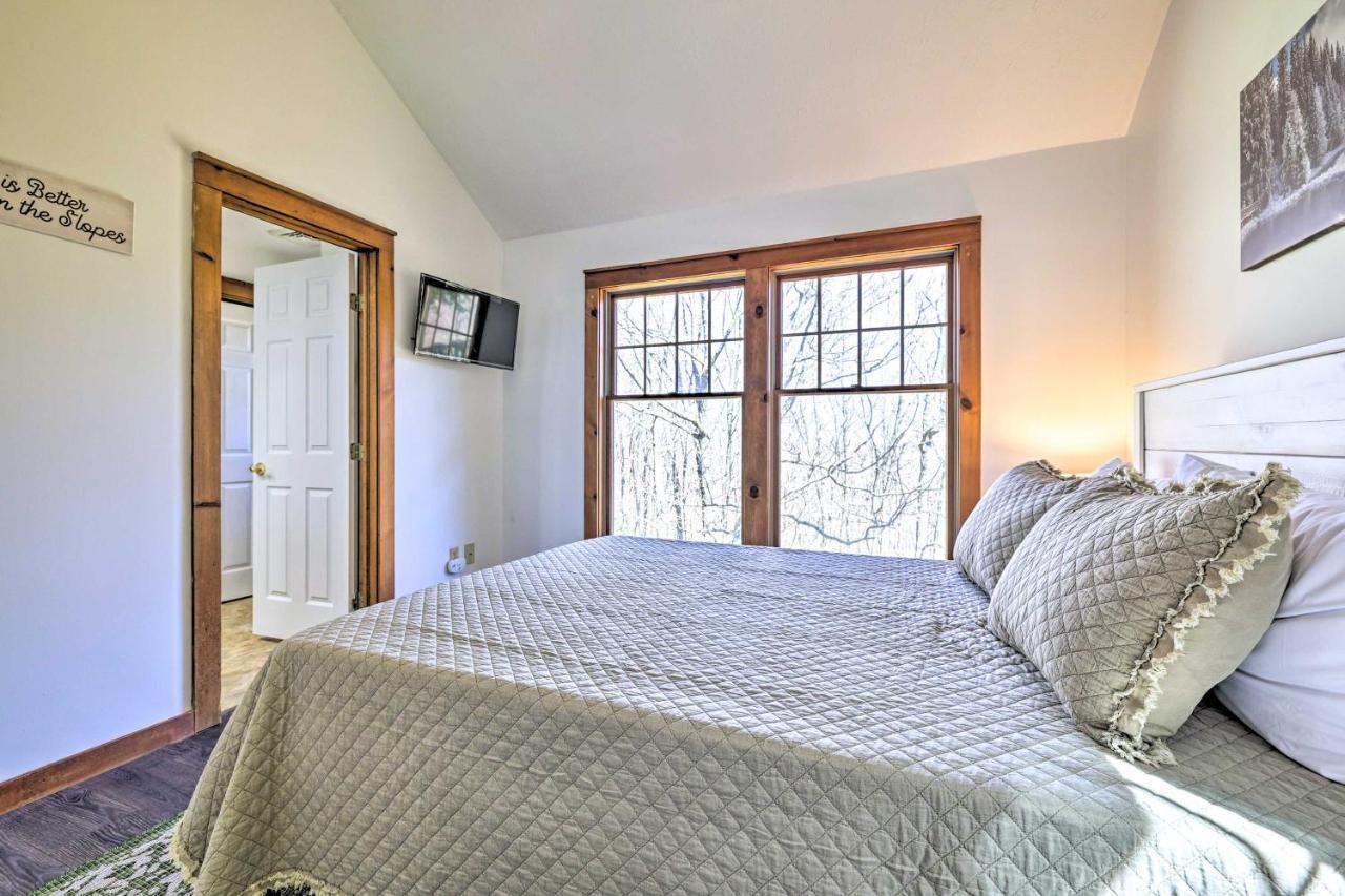 Pocono Retreat, 1 Mi To State Park And Ski Access! Tannersville Esterno foto