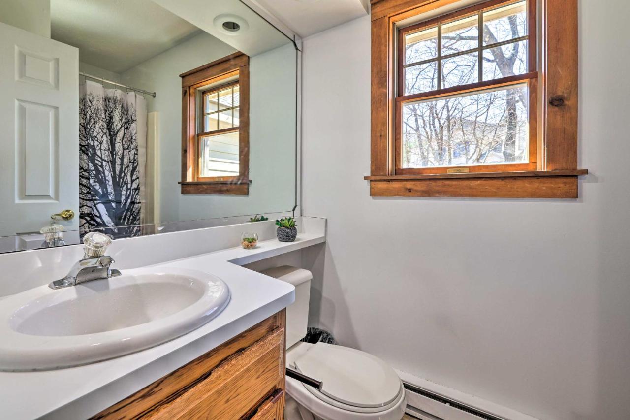 Pocono Retreat, 1 Mi To State Park And Ski Access! Tannersville Esterno foto