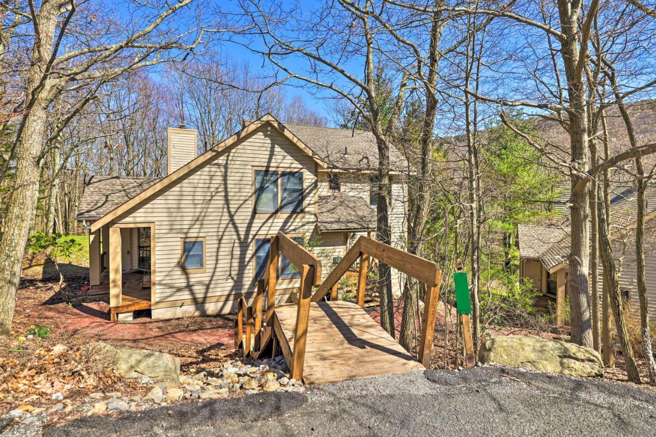 Pocono Retreat, 1 Mi To State Park And Ski Access! Tannersville Esterno foto